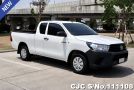 2017 Toyota Hilux / Revo